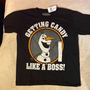 NWT Olaf Disney Halloween themed shirt “ getting candy like a boss!” Sz xs